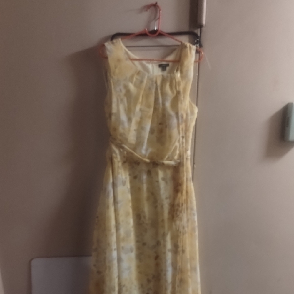 Elegant Yellow Floral Dress